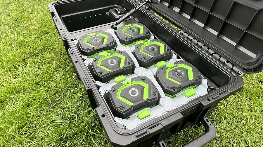 tondeuse autoportée sur batterie Z6 Zéro Turn EGO tondeuse autoportée sur batterie Z6 Zéro Turn EGO